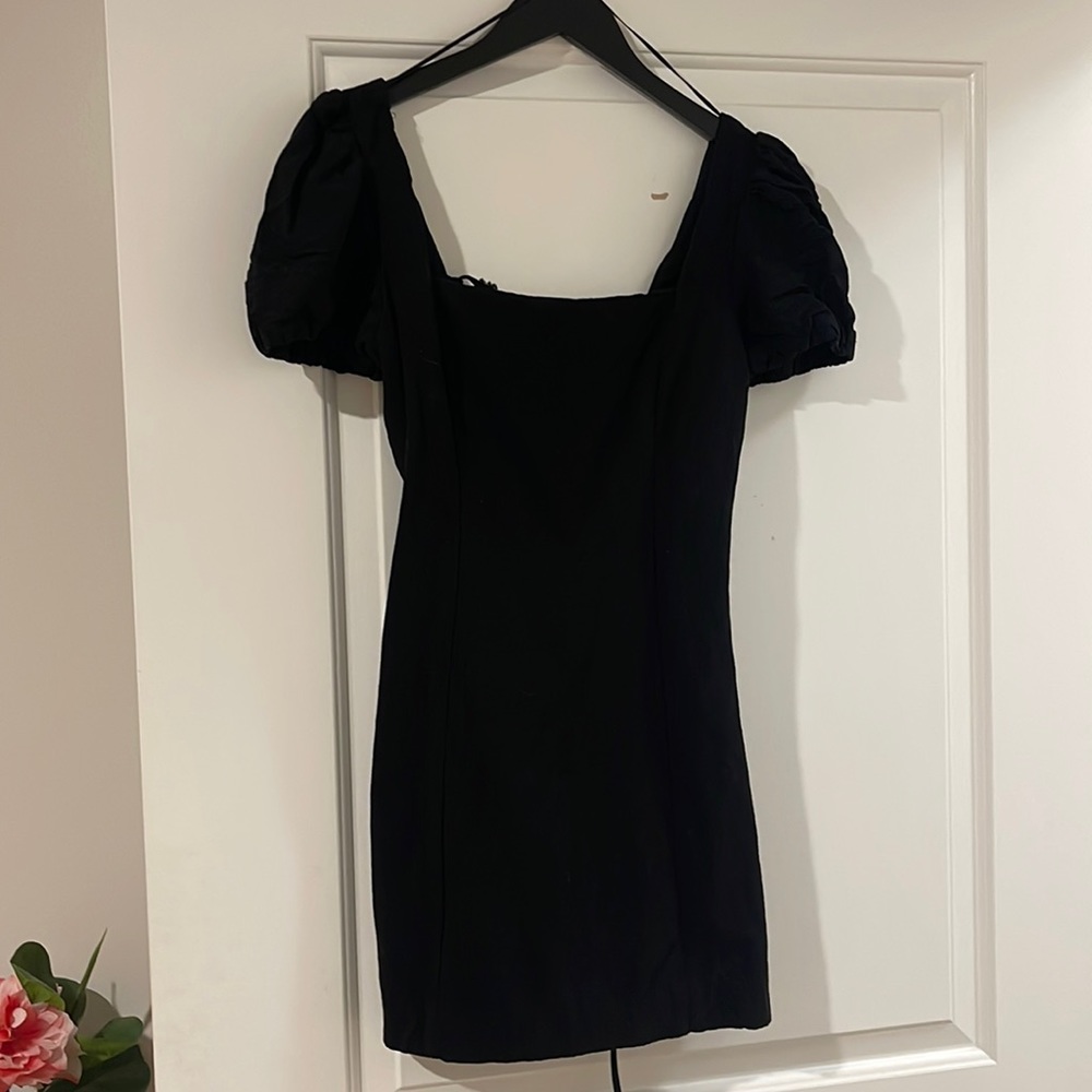 Zara puff sleeve tie back dress size small